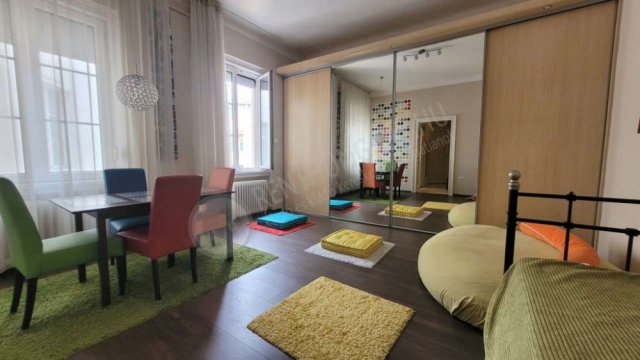 Kiadó téglalakás, albérlet, Budapesten, VI. kerületben