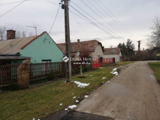 Eladó telek, Kisapátiban 7.5 M Ft / költözzbe.hu