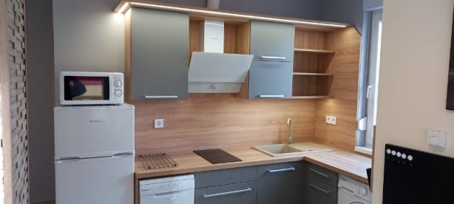 Kiadó téglalakás, albérlet, Pécsett 200 E Ft / hó, 2 szobás