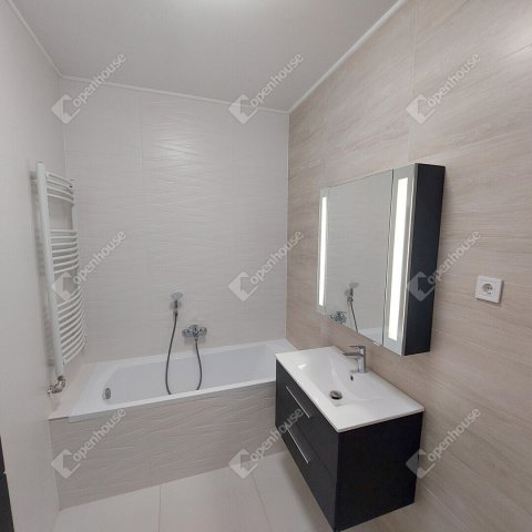 Kiadó téglalakás, albérlet, Tatabányán 250 E Ft / hó