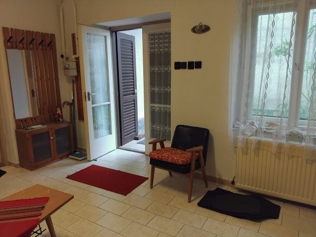 Eladó családi ház, Pécsett 55 M Ft, 3 szobás