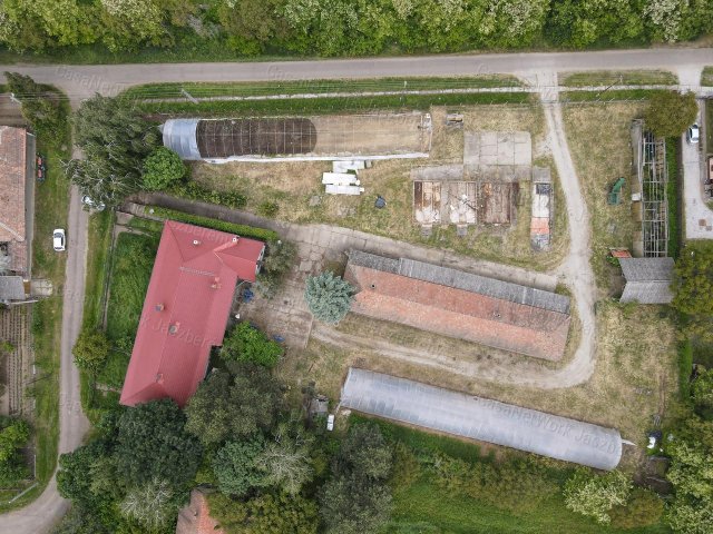 Eladó ipari ingatlan, Kápolnán 200 M Ft, 10 szobás