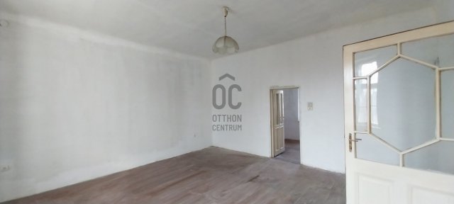 Eladó családi ház, Nyársapáton 25.5 M Ft, 3 szobás