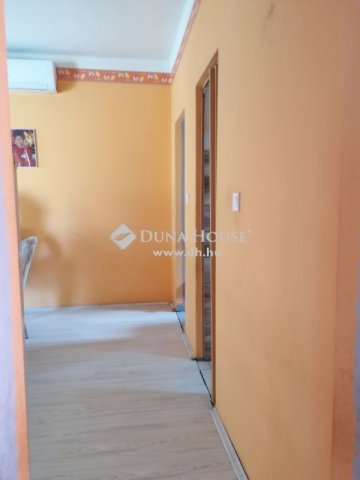 Eladó családi ház, Harkányban 24.9 M Ft, 2 szobás