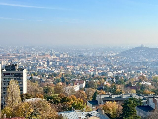 Eladó téglalakás, Budapesten, XII. kerületben 98 M Ft, 1 szobás