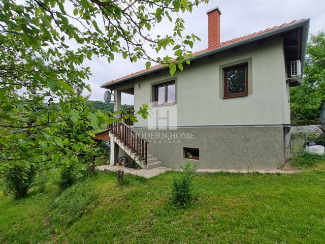 Eladó családi ház, Kincsesbányán 45 M Ft, 1 szobás