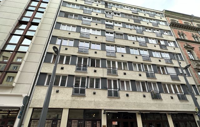 Eladó téglalakás Budapest, V. kerület, Belváros, Károlyi u 11, 7. emelet