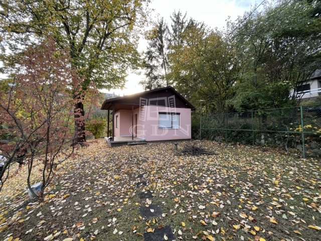Eladó családi ház, Szentendrén 49.9 M Ft, 1 szobás