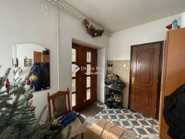 Eladó családi ház, Cserkeszőlőn 41 M Ft, 5 szobás