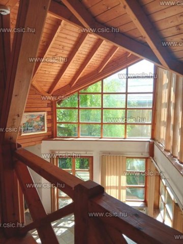 Eladó családi ház, Nagykovácsiban 158 M Ft, 4 szobás