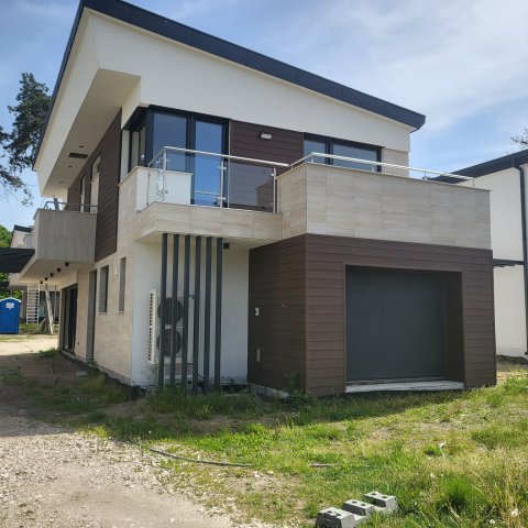 Eladó nyaraló, Siófokon 230 M Ft, 5 szobás