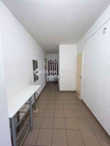 Eladó panellakás, Budapesten, X. kerületben 47.9 M Ft, 2 szobás