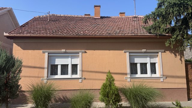 Eladó családi ház, Makón, Liget utcában 48.9 M Ft, 3 szobás