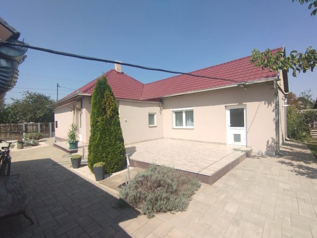 Eladó családi ház, Balmazújvárosban 58 M Ft, 4 szobás