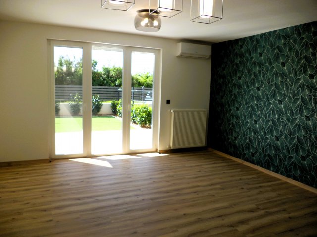 Kiadó téglalakás, albérlet, Gárdonyban 260 E Ft / hó, 3 szobás