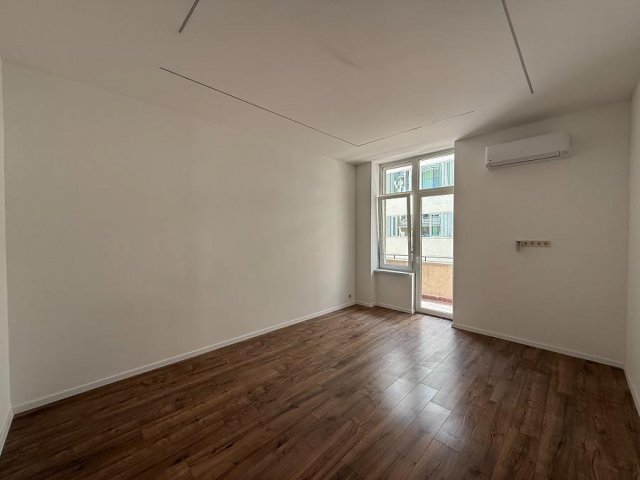 Eladó téglalakás, Budapesten, II. kerületben 59.9 M Ft, 1 szobás