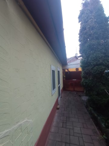 Eladó családi ház, Szolnokon 31 M Ft, 3 szobás