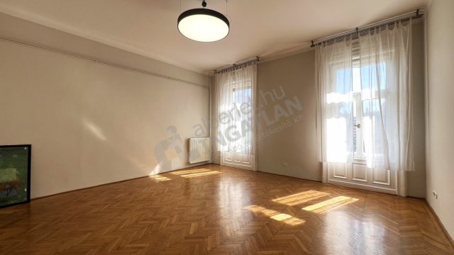 Kiadó téglalakás, albérlet, Budapesten, VI. kerületben
