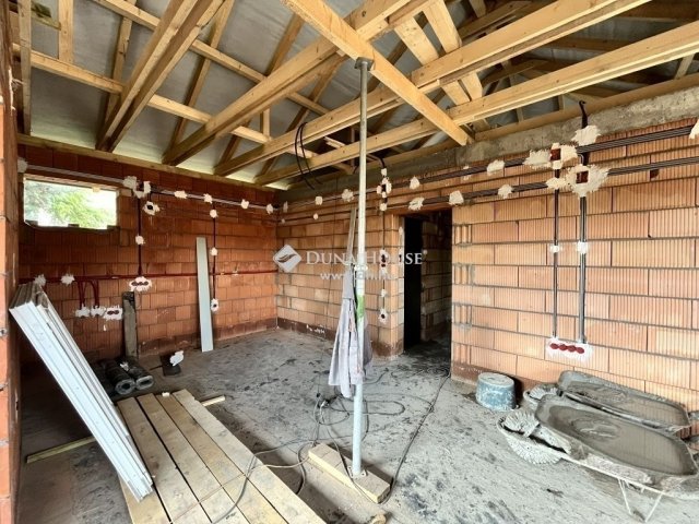 Eladó családi ház, Monorierdőn 78.5 M Ft, 4 szobás