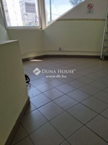 Eladó téglalakás, Budapesten, XXI. kerületben 80 M Ft, 3 szobás