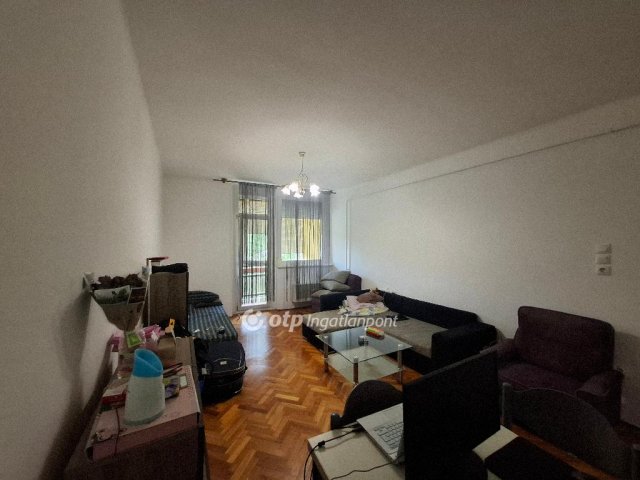 Eladó téglalakás, Egerben 36.9 M Ft, 2 szobás