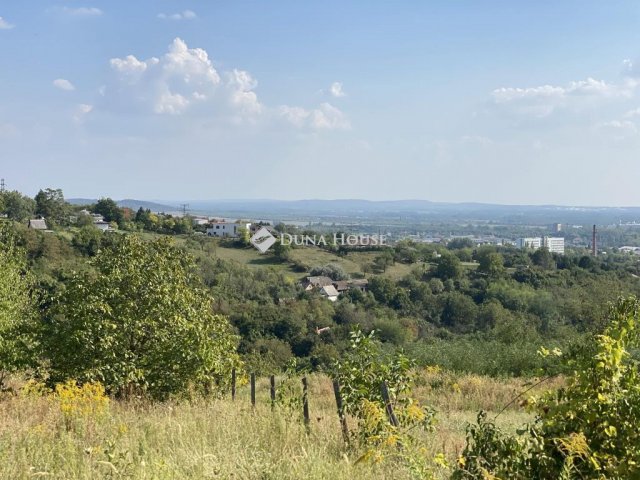 Eladó telek, Vácon 50.49 M Ft / költözzbe.hu