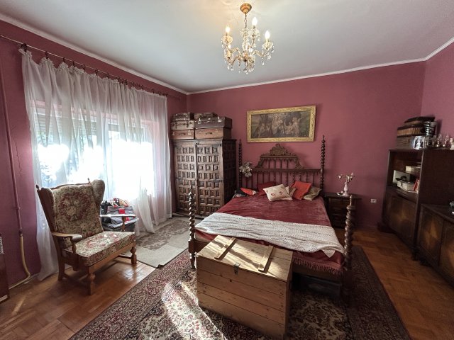 Eladó családi ház, Bátaszéken 24.99 M Ft, 4 szobás