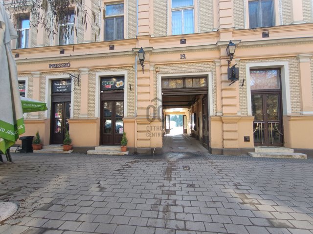 Eladó ipari ingatlan, Debrecenben 19.9 M Ft / költözzbe.hu