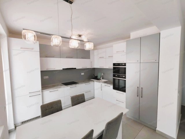 Kiadó téglalakás, albérlet, Nyíregyházán 250 E Ft / hó