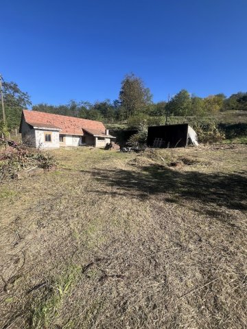 Eladó családi ház, Döbröközön 15 M Ft, 2 szobás