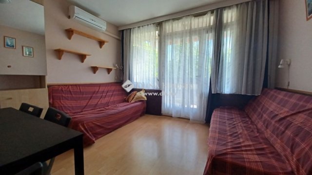 Eladó nyaraló, Balatonfüreden 32.5 M Ft, 2 szobás