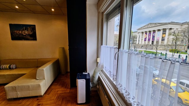 Eladó téglalakás, Budapesten, V. kerületben, Múzeum körúton