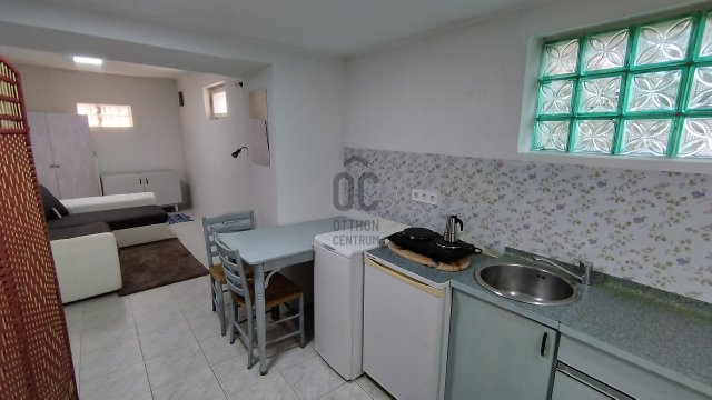 Kiadó családi ház, albérlet, Nagykőrösön 70 E Ft / hó