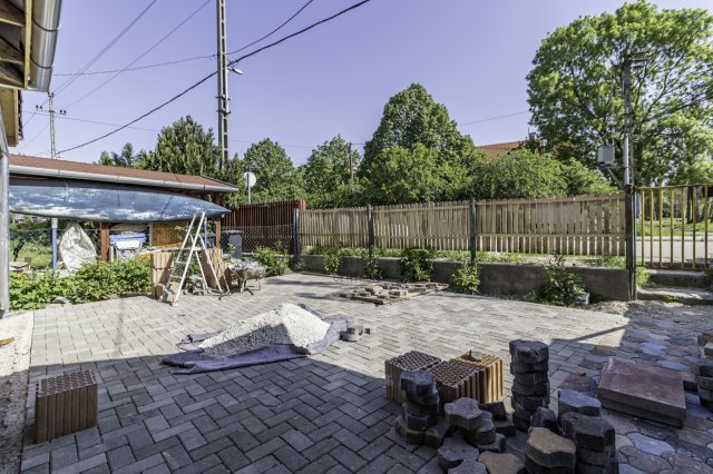 Eladó ikerház, Székesfehérvárott 38 M Ft, 2 szobás