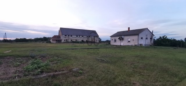 Eladó telek, Nagyszentjánoson 329 M Ft / költözzbe.hu