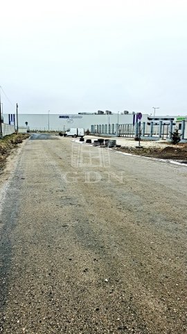 Eladó ipari ingatlan, Alsónémediben 50 M Ft