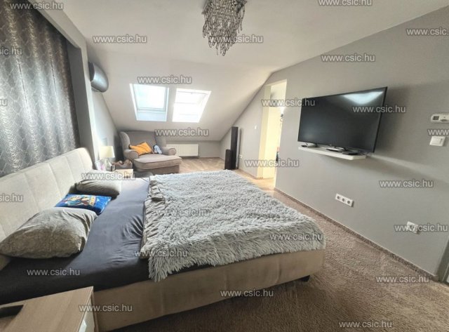 Eladó téglalakás, Budapesten, III. kerületben 144.9 M Ft