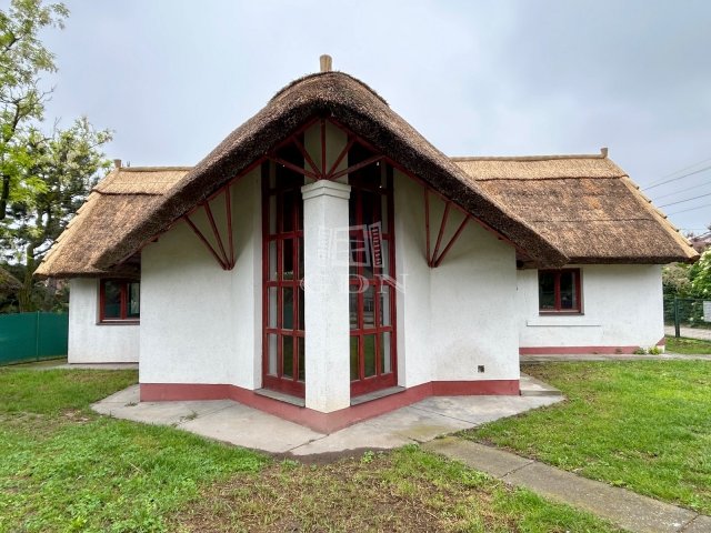 Eladó családi ház, Velencén 54.5 M Ft, 3 szobás