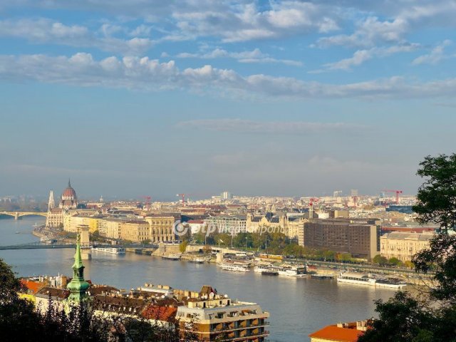Eladó téglalakás, Budapesten, I. kerületben 355.52 M Ft