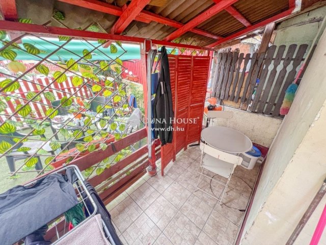 Eladó téglalakás, Budapesten, XX. kerületben 15.9 M Ft, 1 szobás