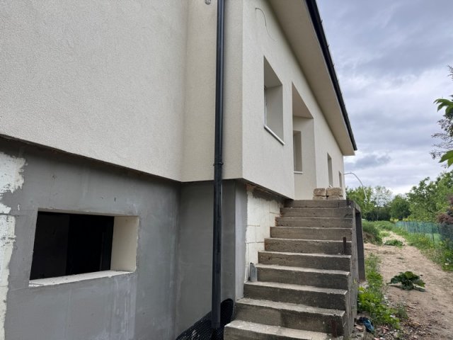 Eladó családi ház, Diósdon 157 M Ft, 5 szobás
