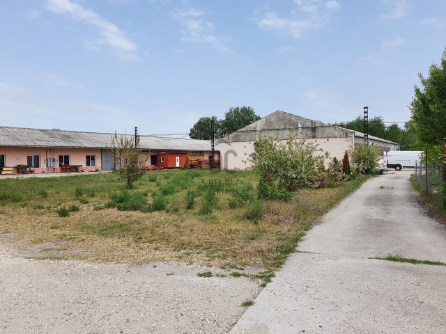 Kiadó ipari ingatlan, Kocséren 440 E Ft / hó