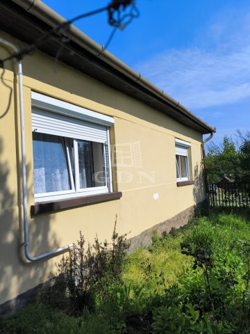 Eladó családi ház, Legénden 35 M Ft, 3+1 szobás