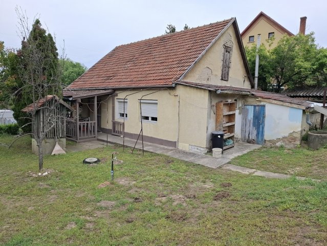 Eladó családi ház, Gyömrőn 53 M Ft, 5 szobás