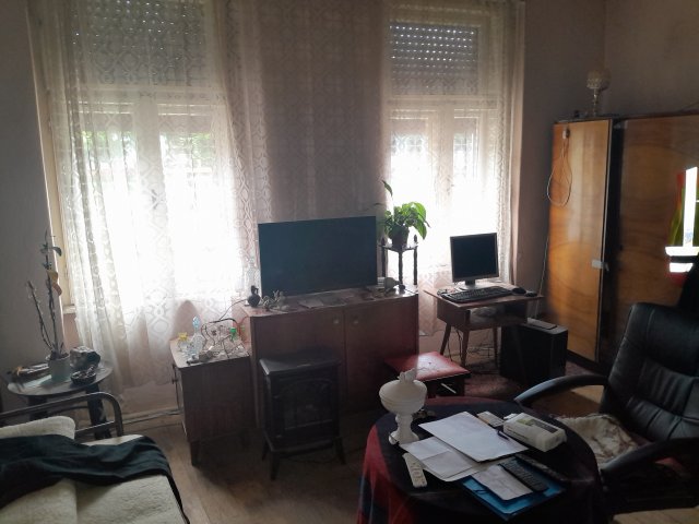 Eladó családi ház, Gyöngyösön 39 M Ft, 3 szobás
