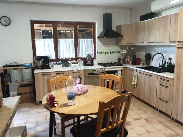 Eladó családi ház, Ráckevén 29.5 M Ft, 4 szobás