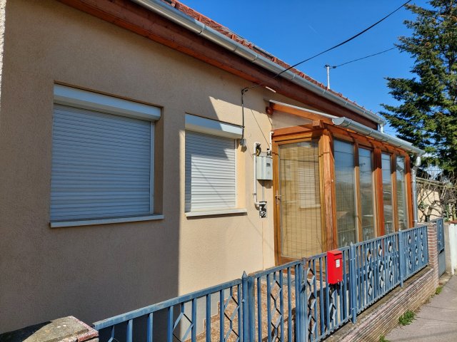 Eladó családi ház, Kaposváron 82.5 M Ft, 4+1 szobás