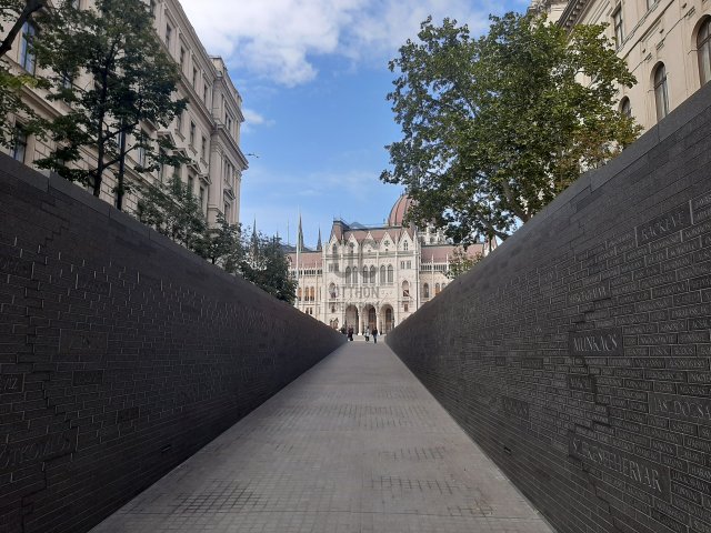 Kiadó téglalakás, albérlet, Budapesten, V. kerületben, 2 szobás