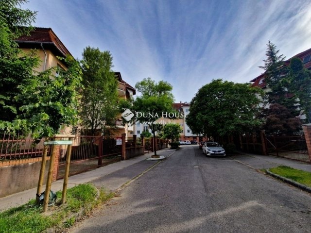 Eladó téglalakás, Budapesten, XIV. kerületben 78.9 M Ft