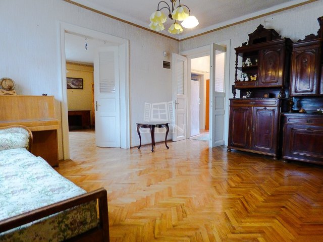 Eladó családi ház, Kistarcsán 84.5 M Ft, 5 szobás